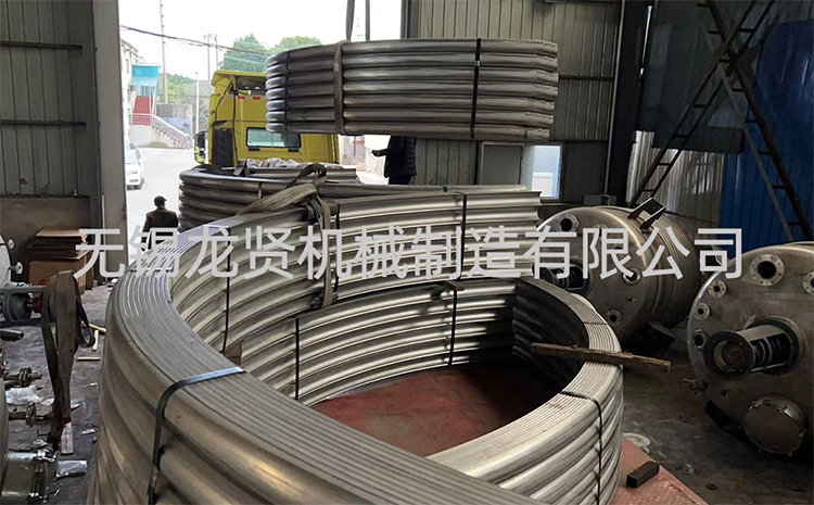 封頭半圓管整體開裂的原因